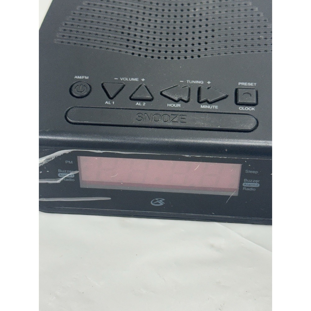 GPX C224B Dual Alarm Clock AM/FM Radio w/Red LED‎ Display Tested
